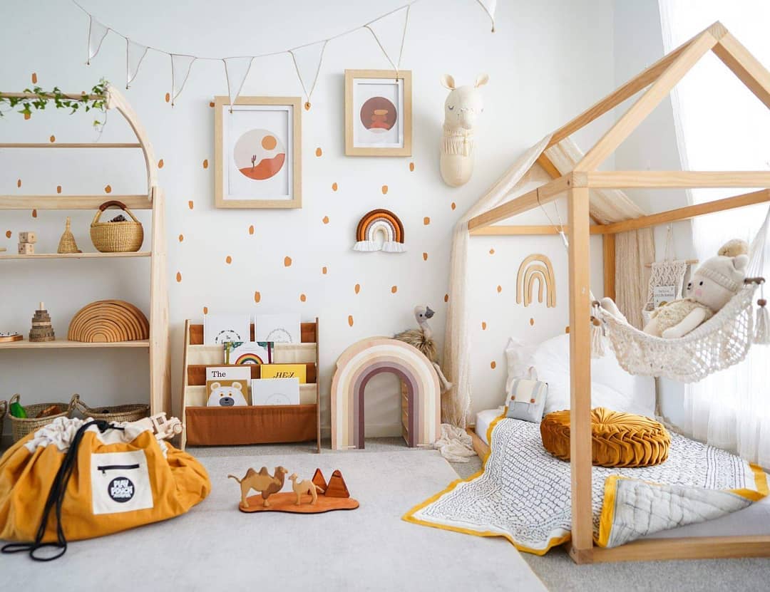Дизайн детской комнаты Монтессори